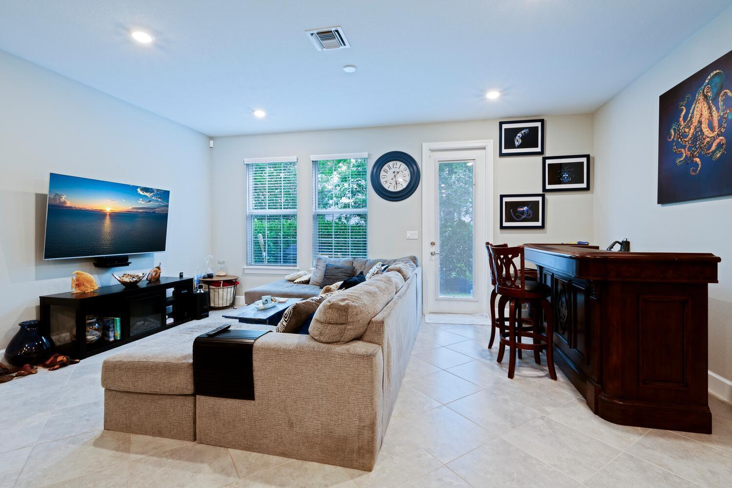 OCEAN COVE - Residential Lease