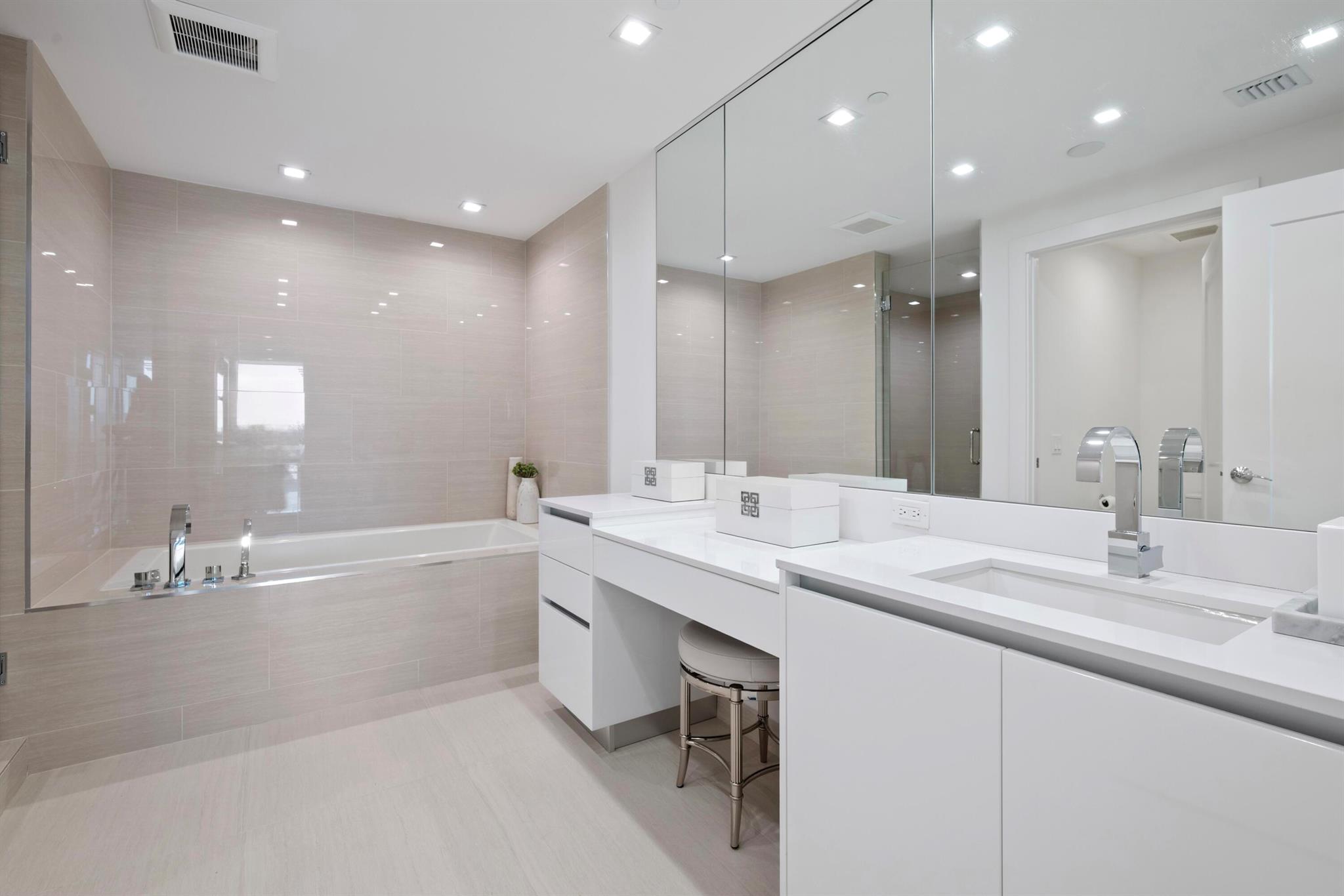 AKOYA AT BOCA WEST COUNTRY CLUB CONDO - Residential