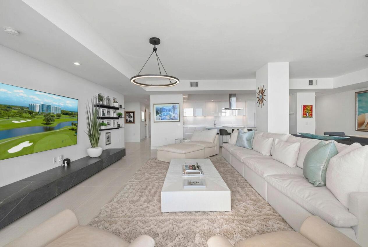 AKOYA AT BOCA WEST COUNTRY CLUB CONDO - Residential