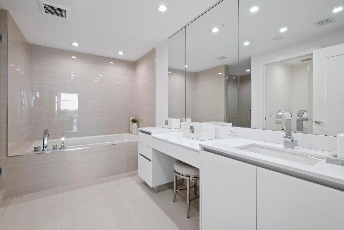 AKOYA AT BOCA WEST COUNTRY CLUB CONDO - Residential