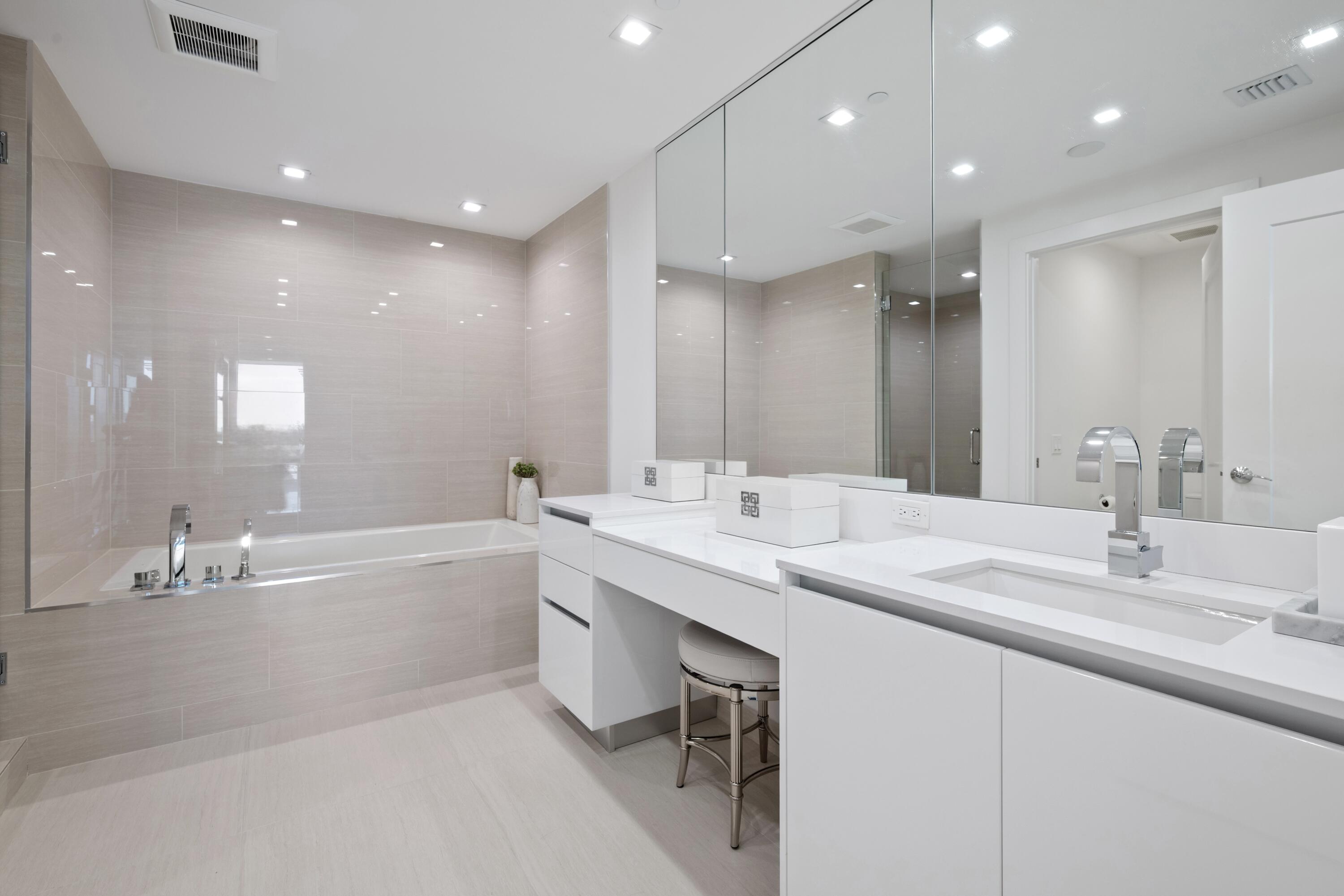 AKOYA AT BOCA WEST COUNTRY CLUB CONDO - Residential