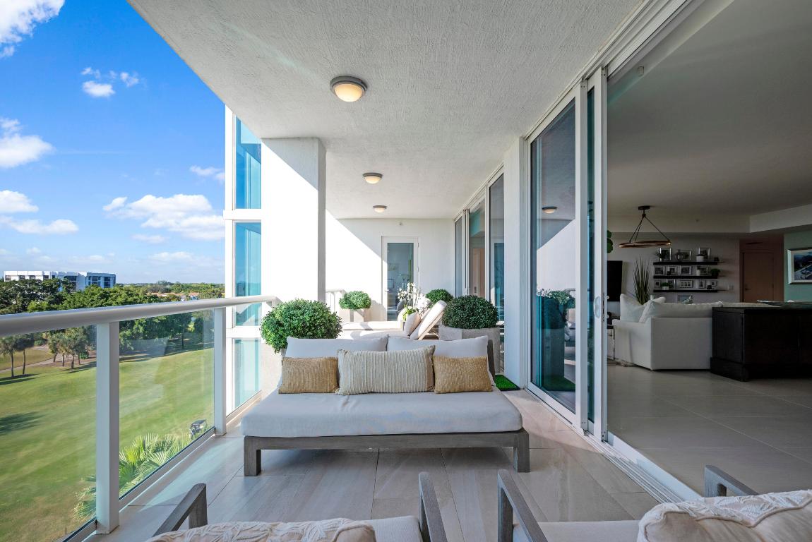 AKOYA AT BOCA WEST COUNTRY CLUB CONDO - Residential