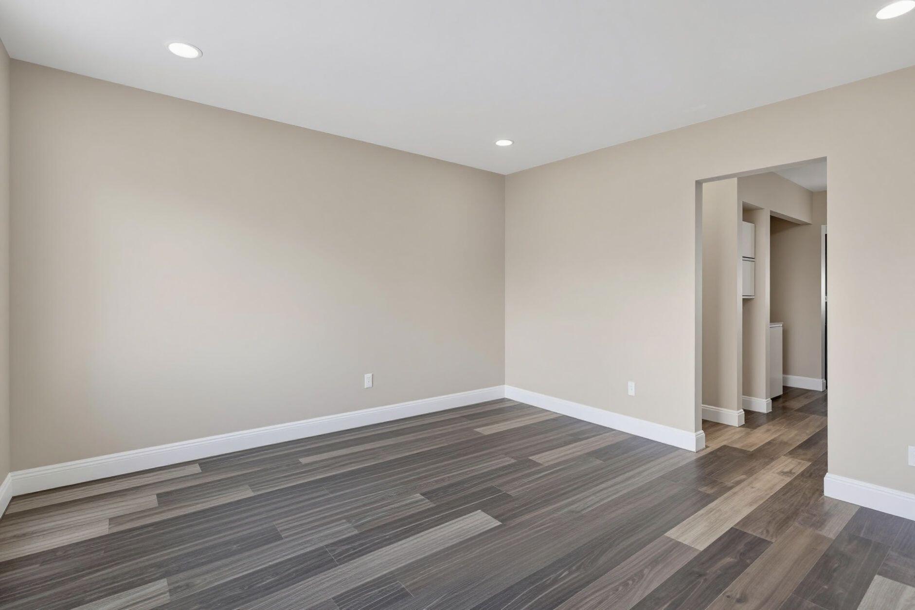 ISLAND VILLAGE PHASE II - Residential