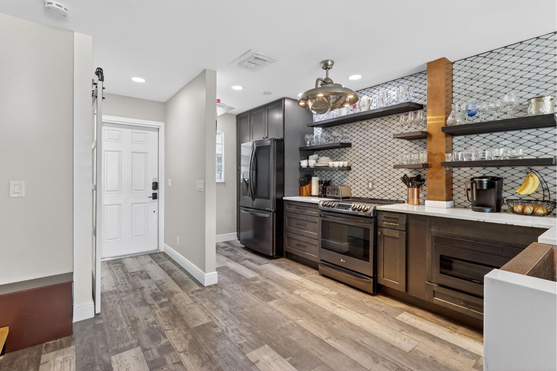 ISLAND VILLAGE PHASE II - Residential