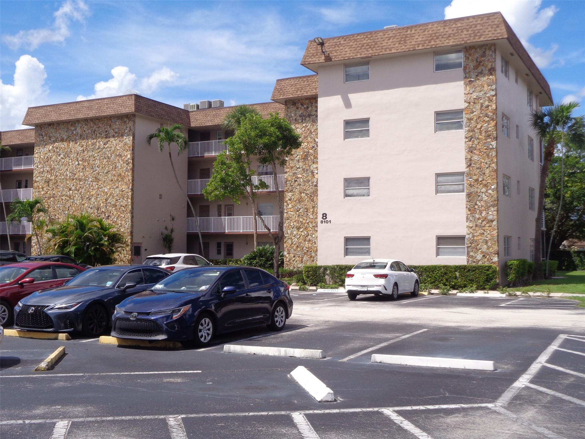Spacious and beautifully kept unit. Come make this your next home. Enjoy the convenient location with short and easy commute to the nearby university, shopping, healthcare services, highways, international airports, beaches, sporting centers, parks, Broward/Dade/Palm Beach Counties, etc. Water and trash collection are included. Pool, tennis court and clubhouse are onsite.
Easy condo approval application process. The condo assn requires a minimum credit score of 650. Don't miss this opportunity to reserve a unit at a great price in a prime location. Showing access is coming soon.