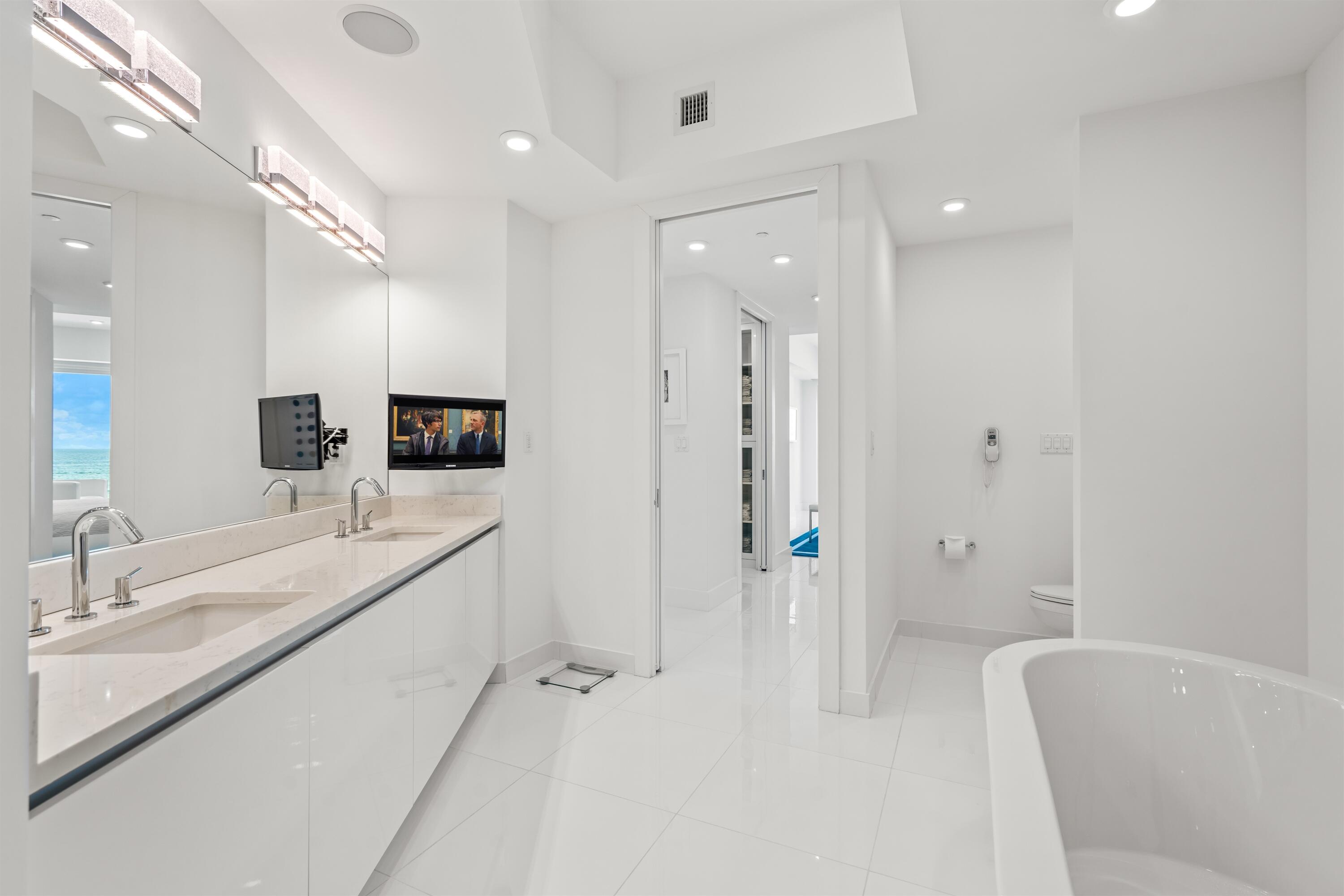 1200 HILLSBORO MILE CONDO - Residential