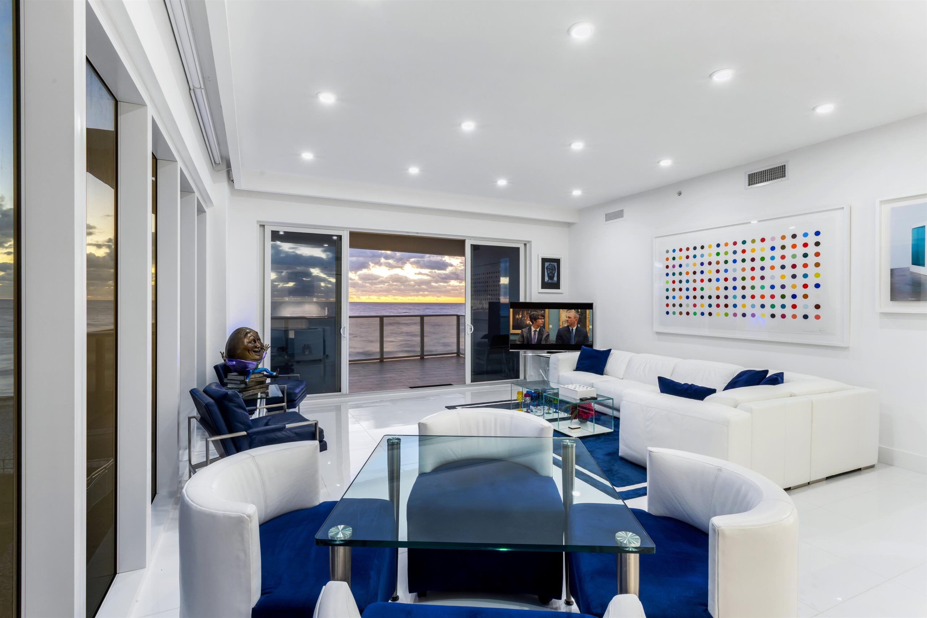 1200 Hillsboro Mile 1305