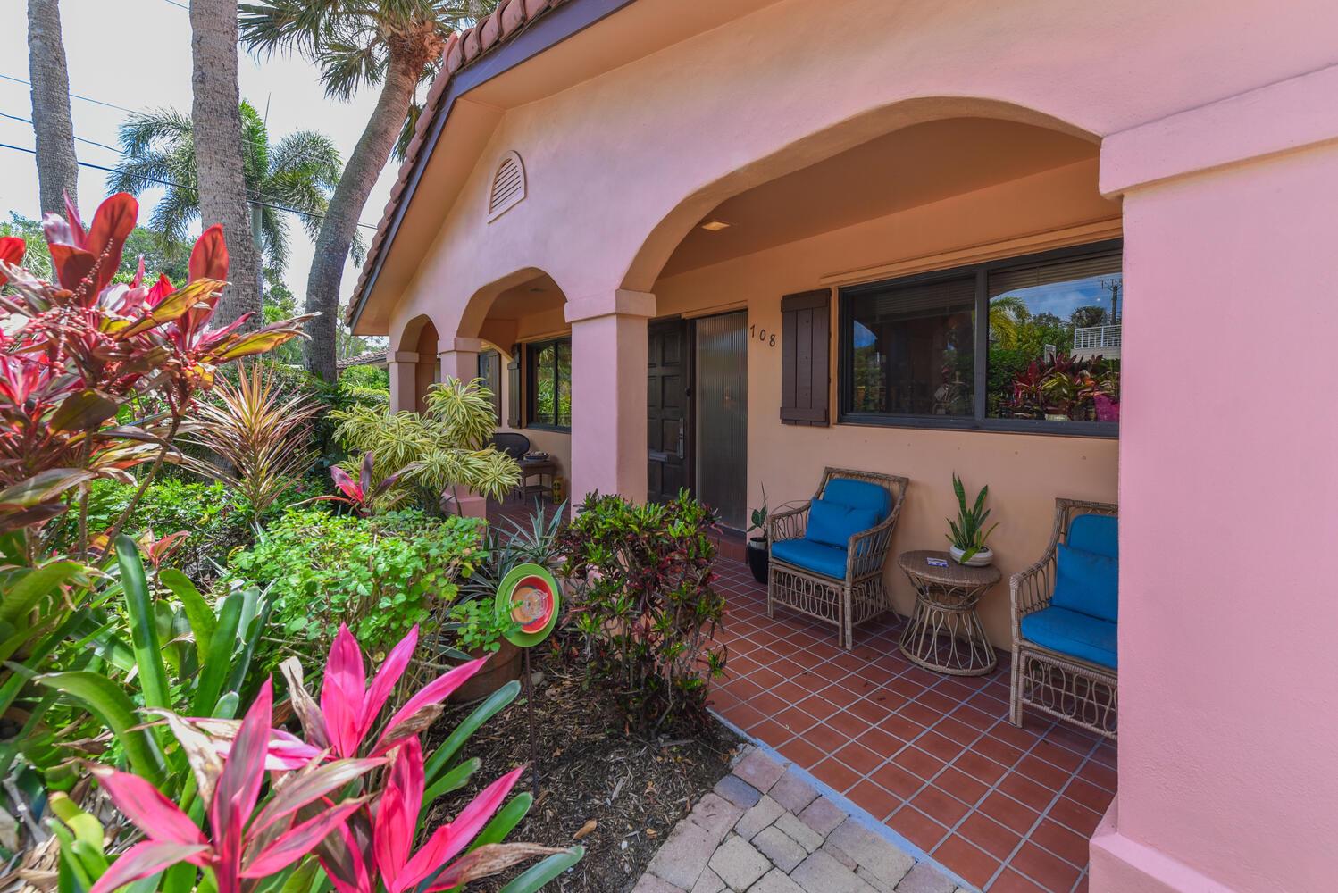 TUNISON PALMS - Residential