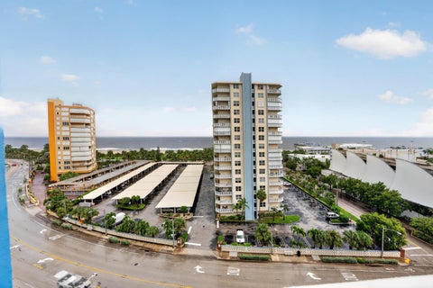 Photo of 301 N OCEAN Boulevard #1006, Pompano Beach, FL 33062 (MLS # B26081360)