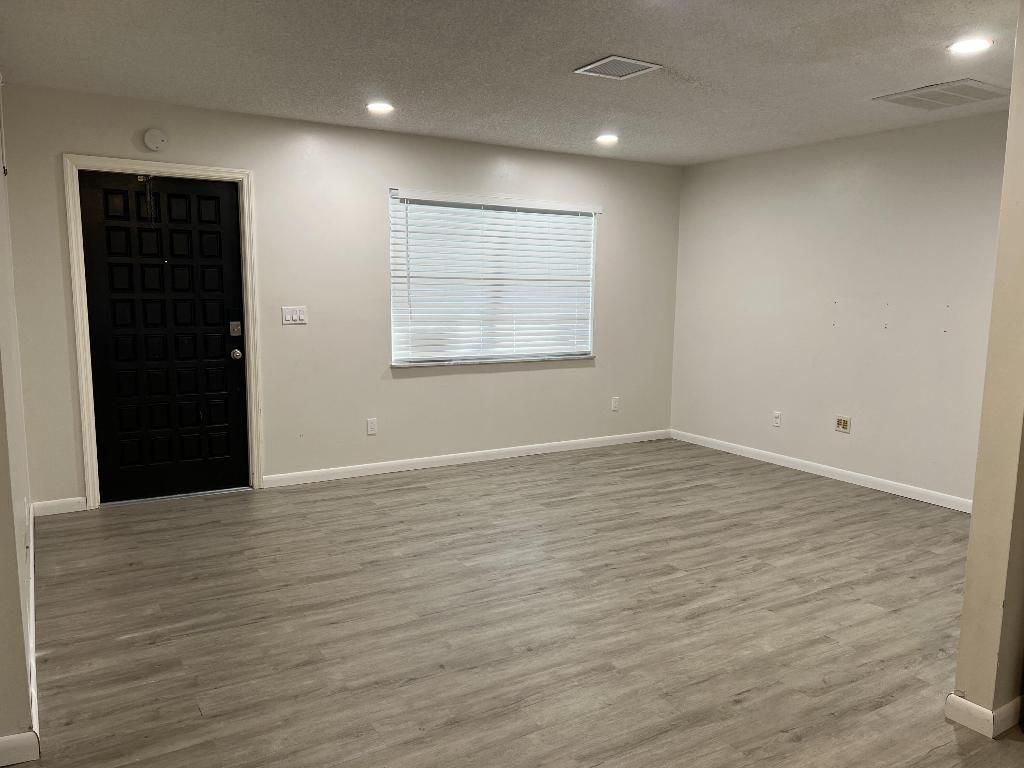 Photo of 2200 Elizabeth Avenue, Fort Pierce, FL 34982 (MLS # R10945958)