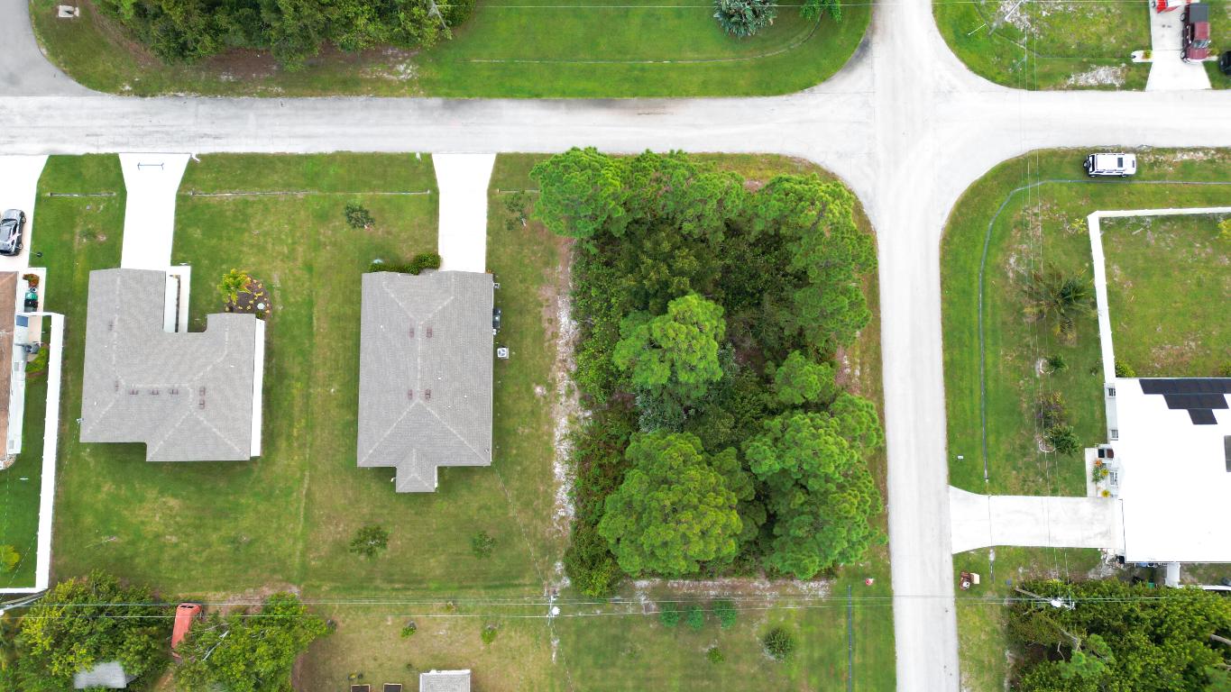 Port St Lucie Sec 33 - Land