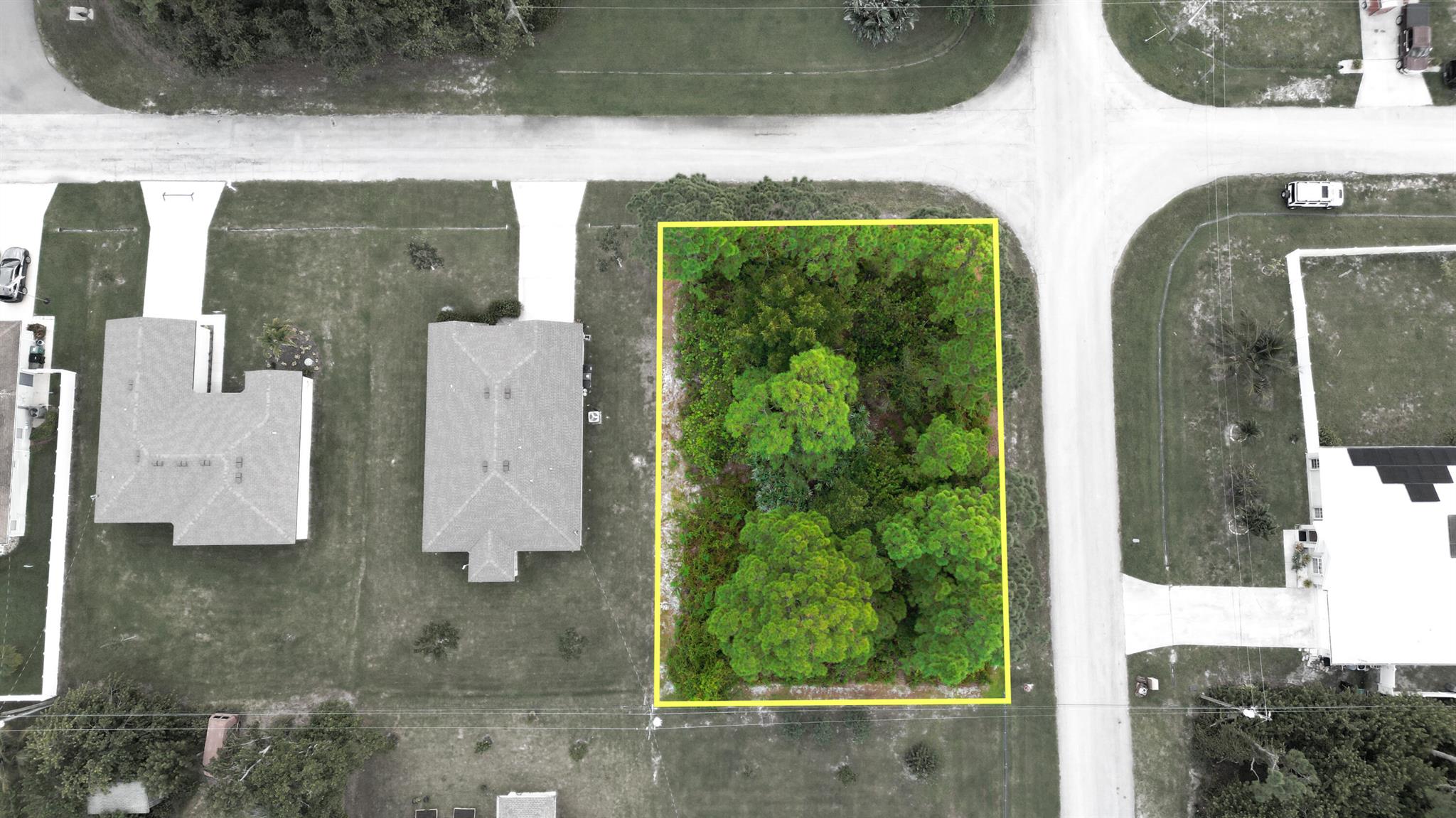 1281 SW Kapok Avenue