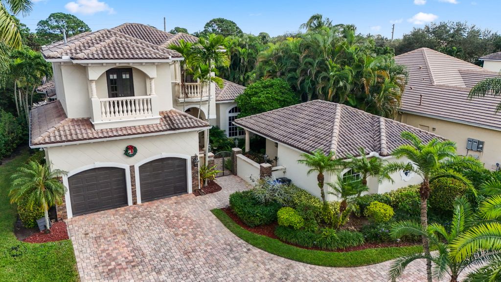 Photo of 562 Rookery Place, Jupiter, FL 33458 (MLS # R10939224)