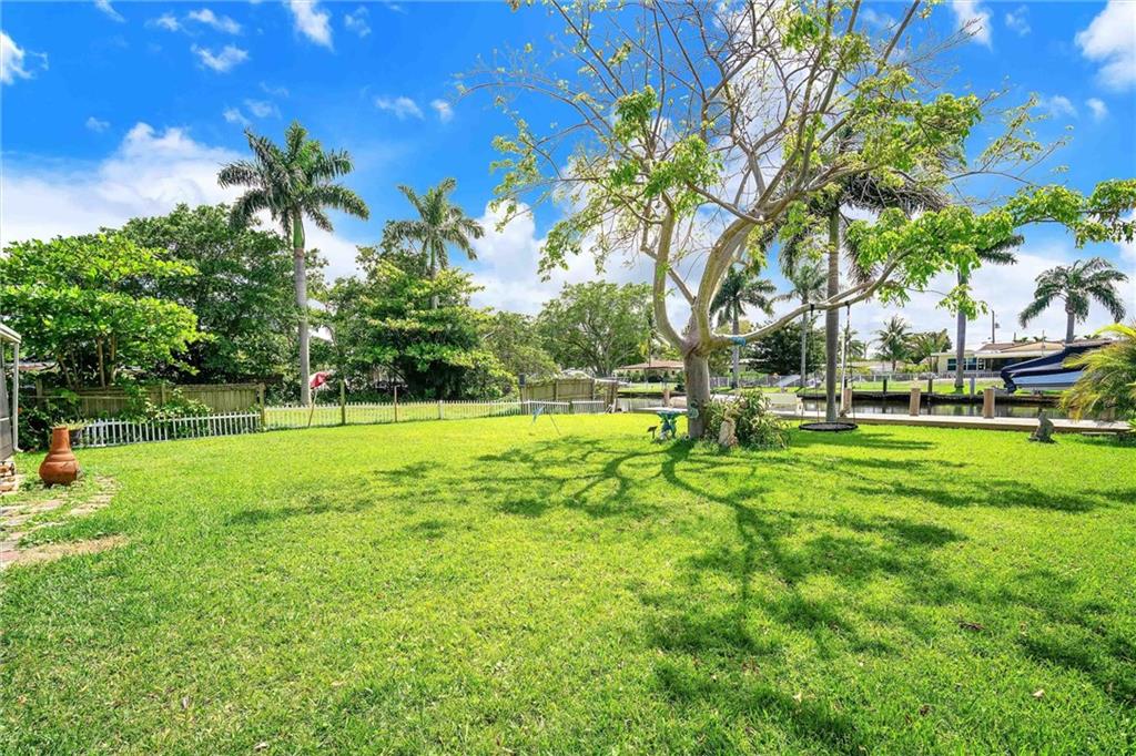 Davis Isles - Residential