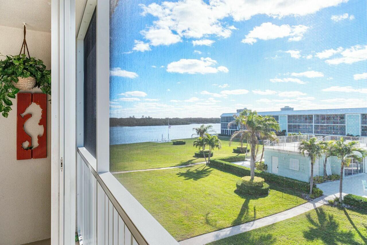 WATERWAY BEACH CONDOS - Residential Lease