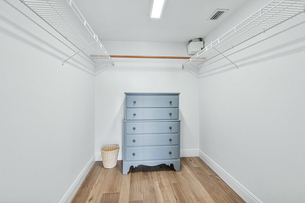 WATERWAY BEACH CONDOS - Residential Lease