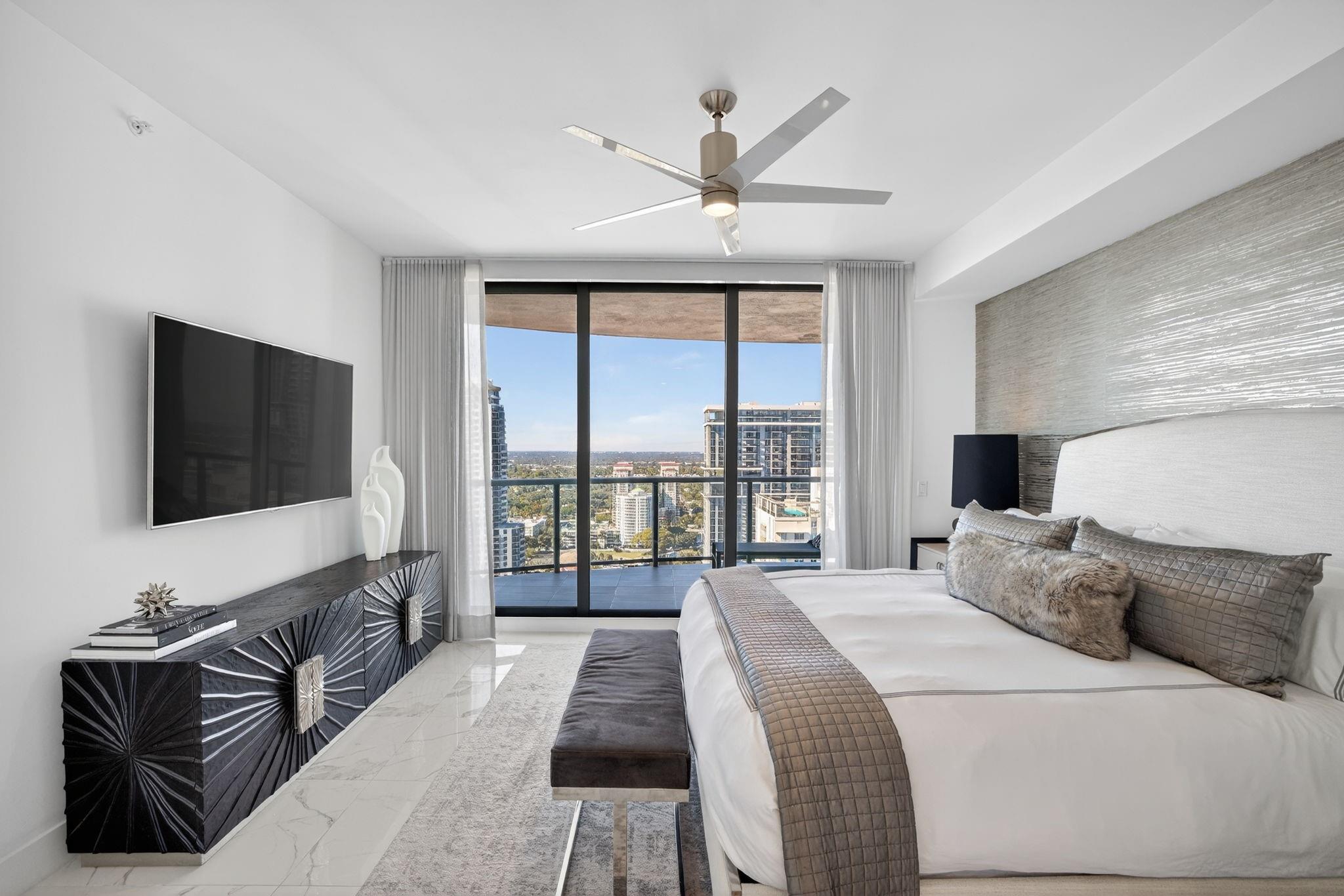 100 E Las Olas Blvd - Residential