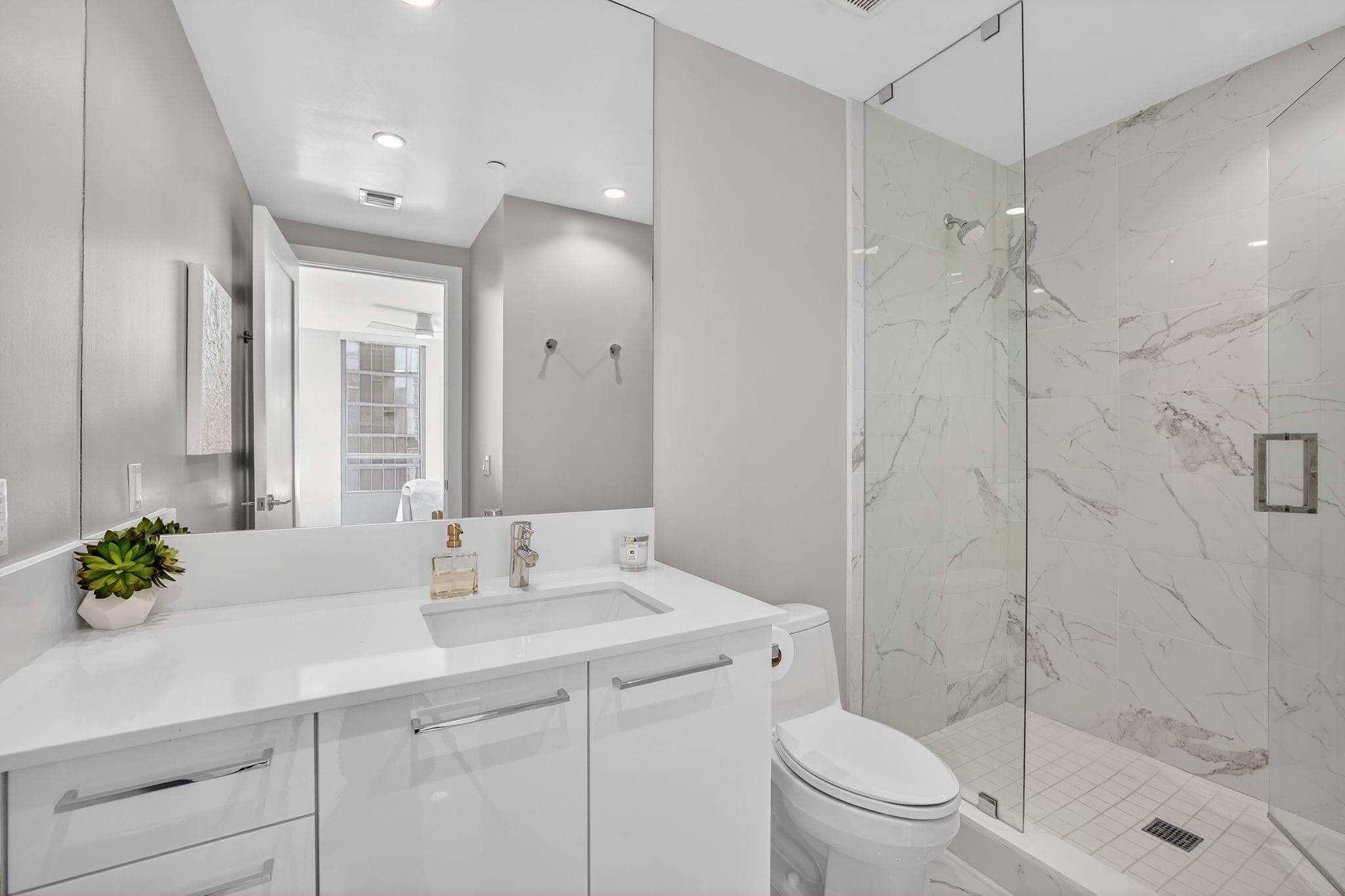 100 E Las Olas Blvd - Residential