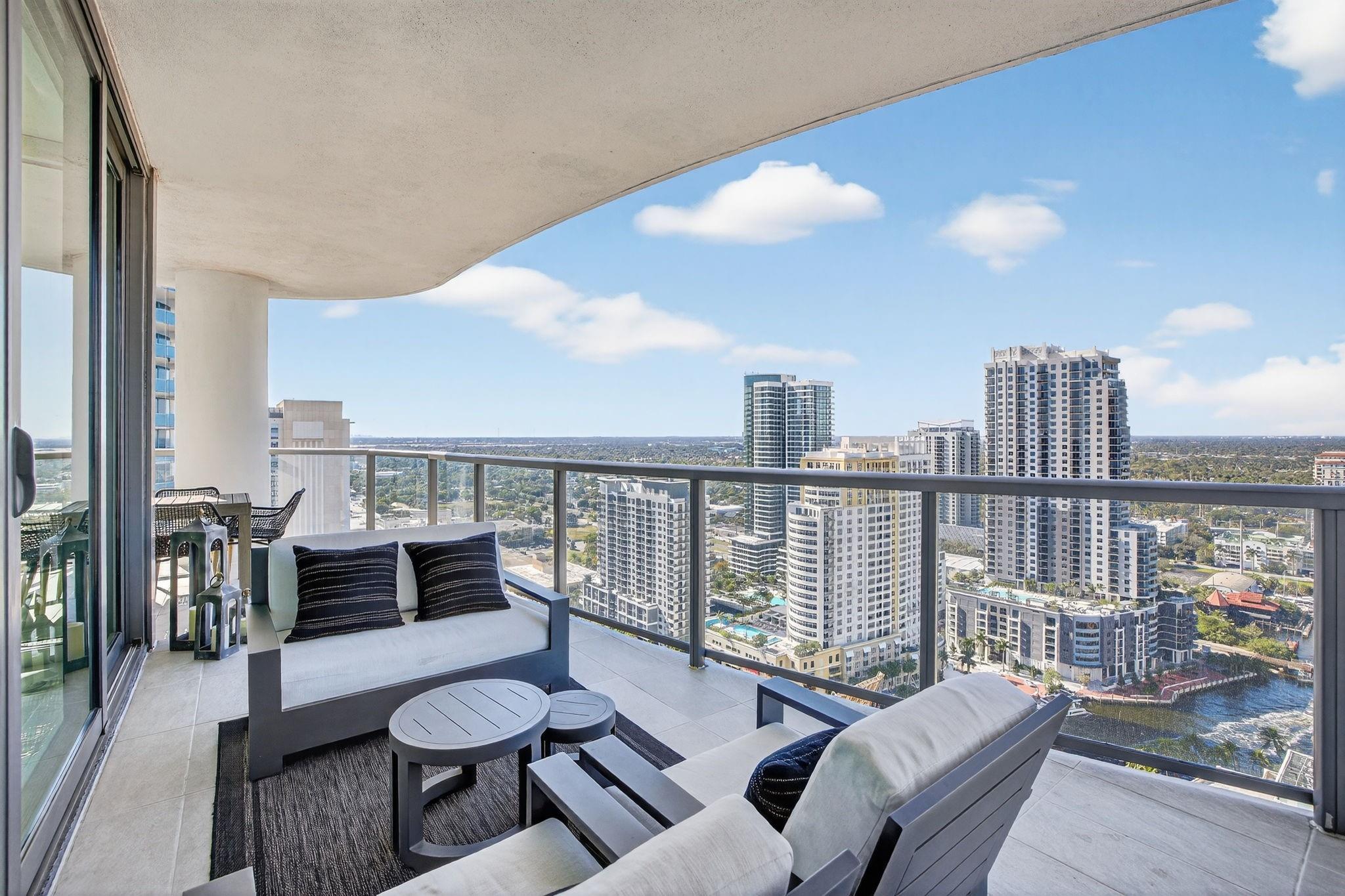 100 E Las Olas Blvd - Residential