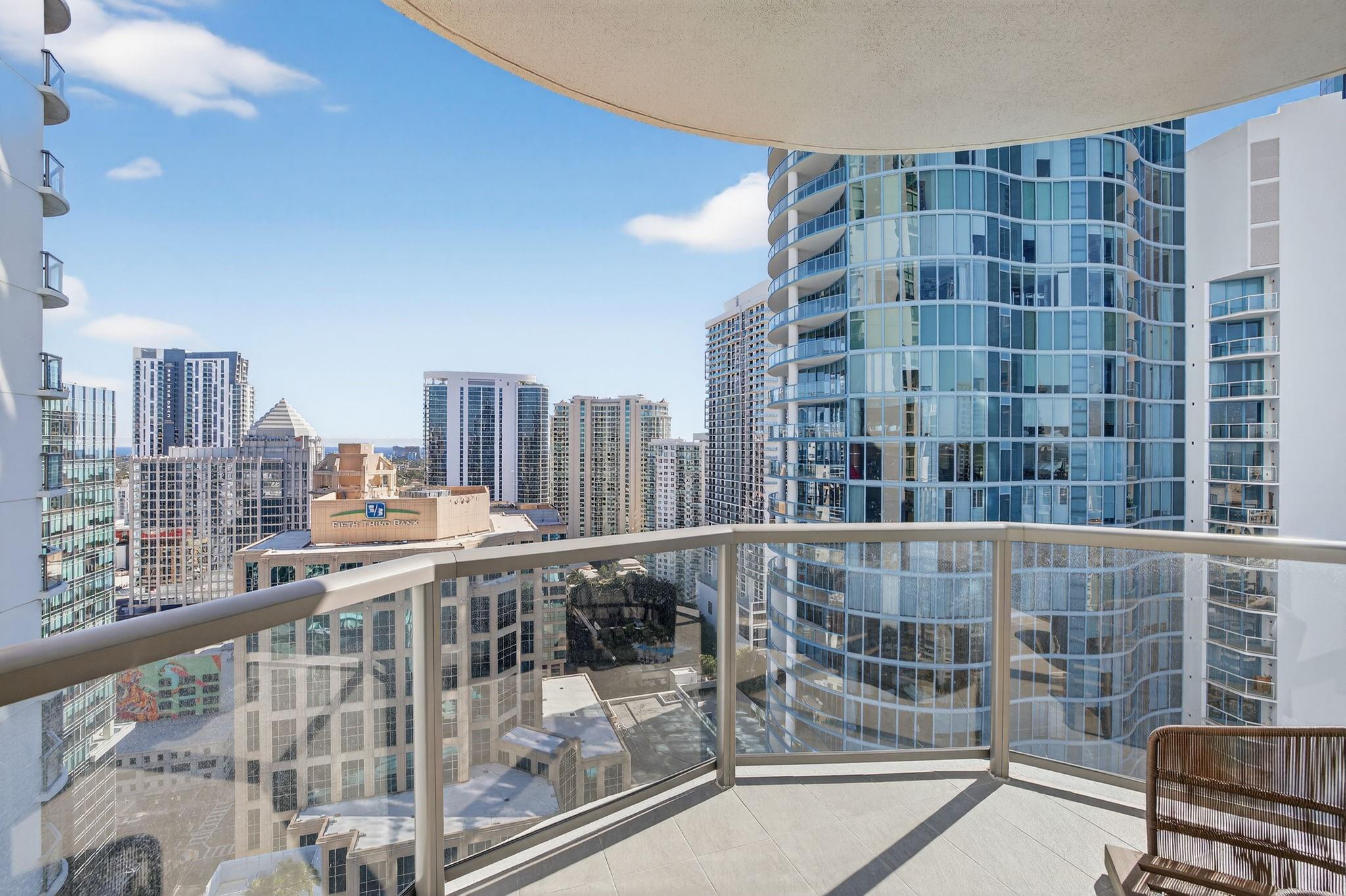 100 E Las Olas Blvd - Residential