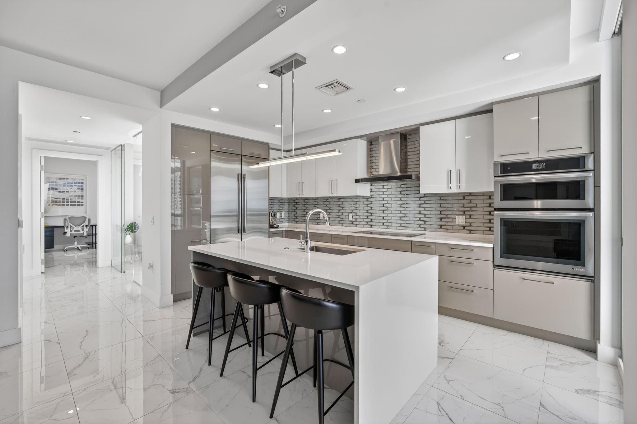 100 E Las Olas Blvd - Residential