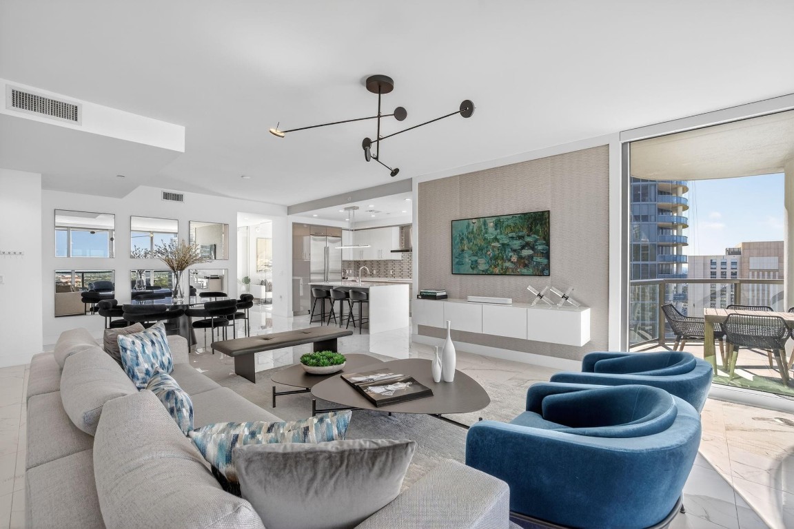 100 E Las Olas Blvd - Residential