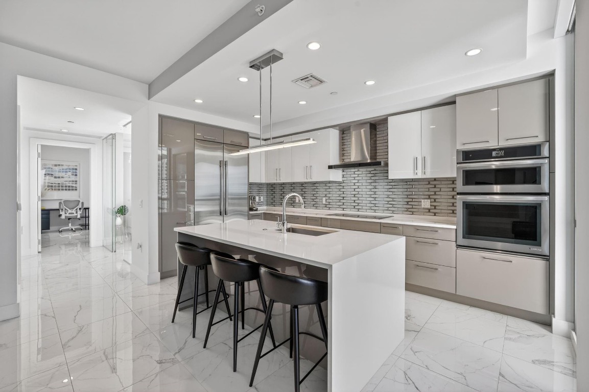 100 E Las Olas Blvd - Residential