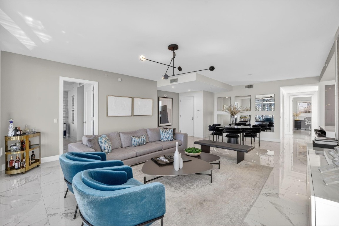 100 E Las Olas Blvd - Residential