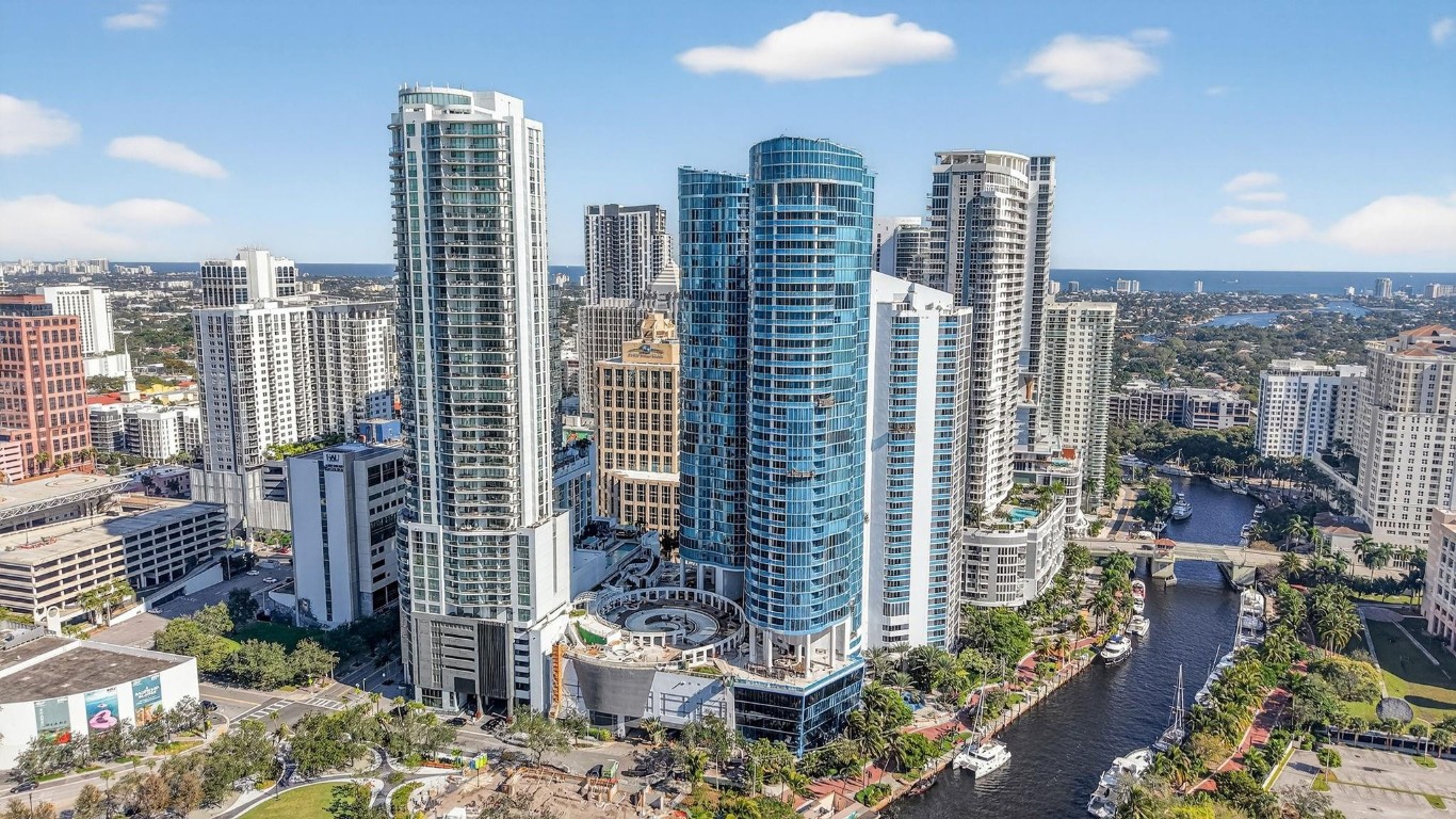 100 E Las Olas Blvd - Residential