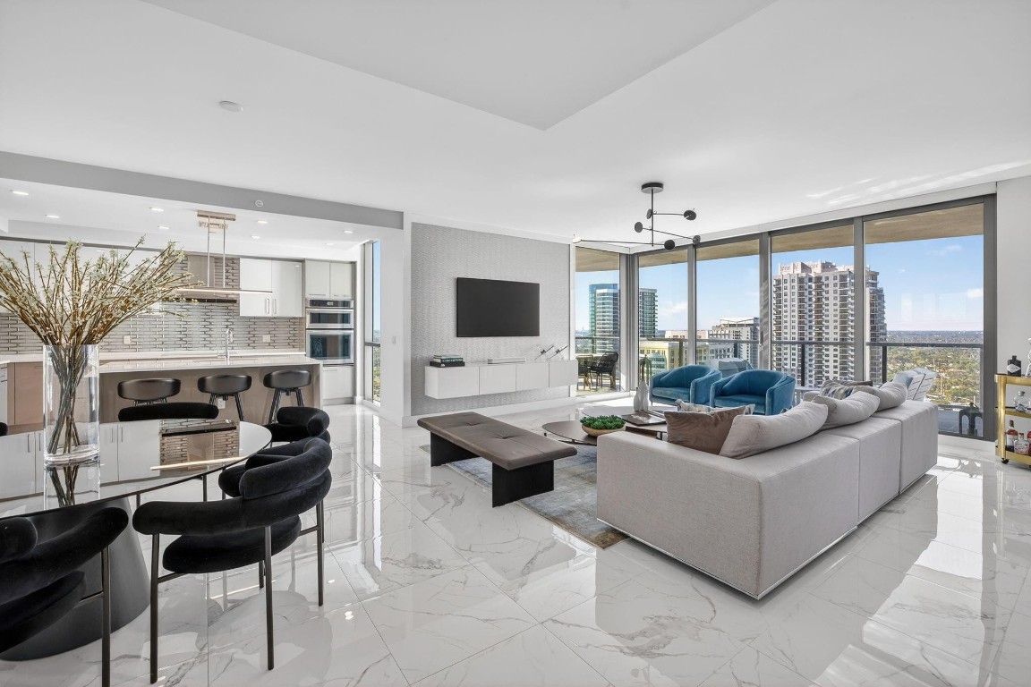 100 E Las Olas Boulevard 3004