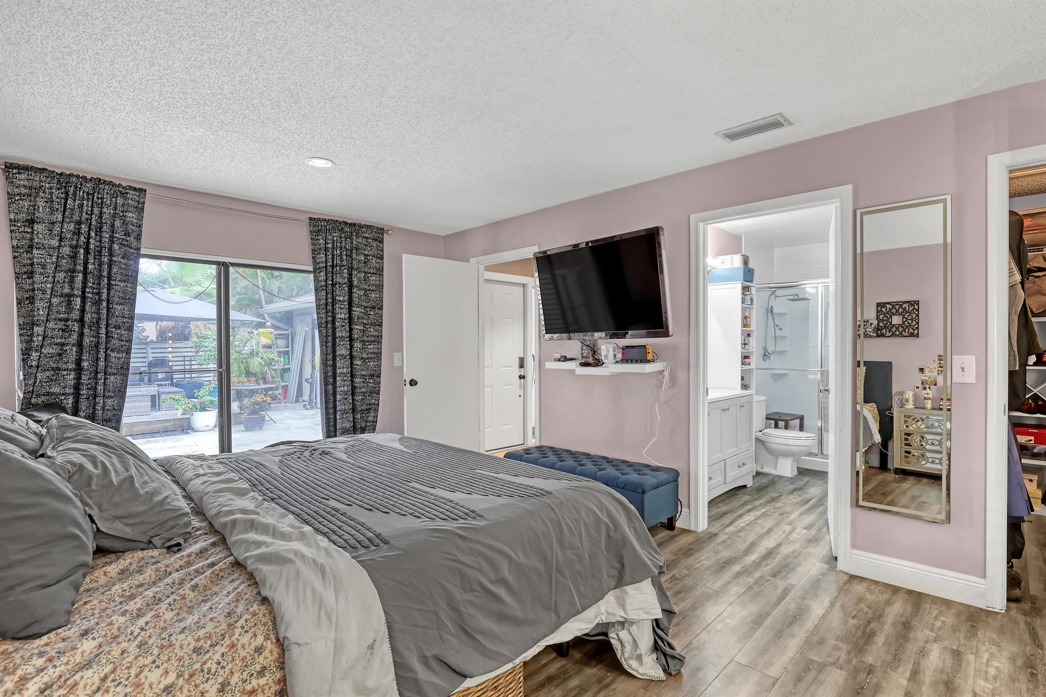 QUADRILLE - Residential