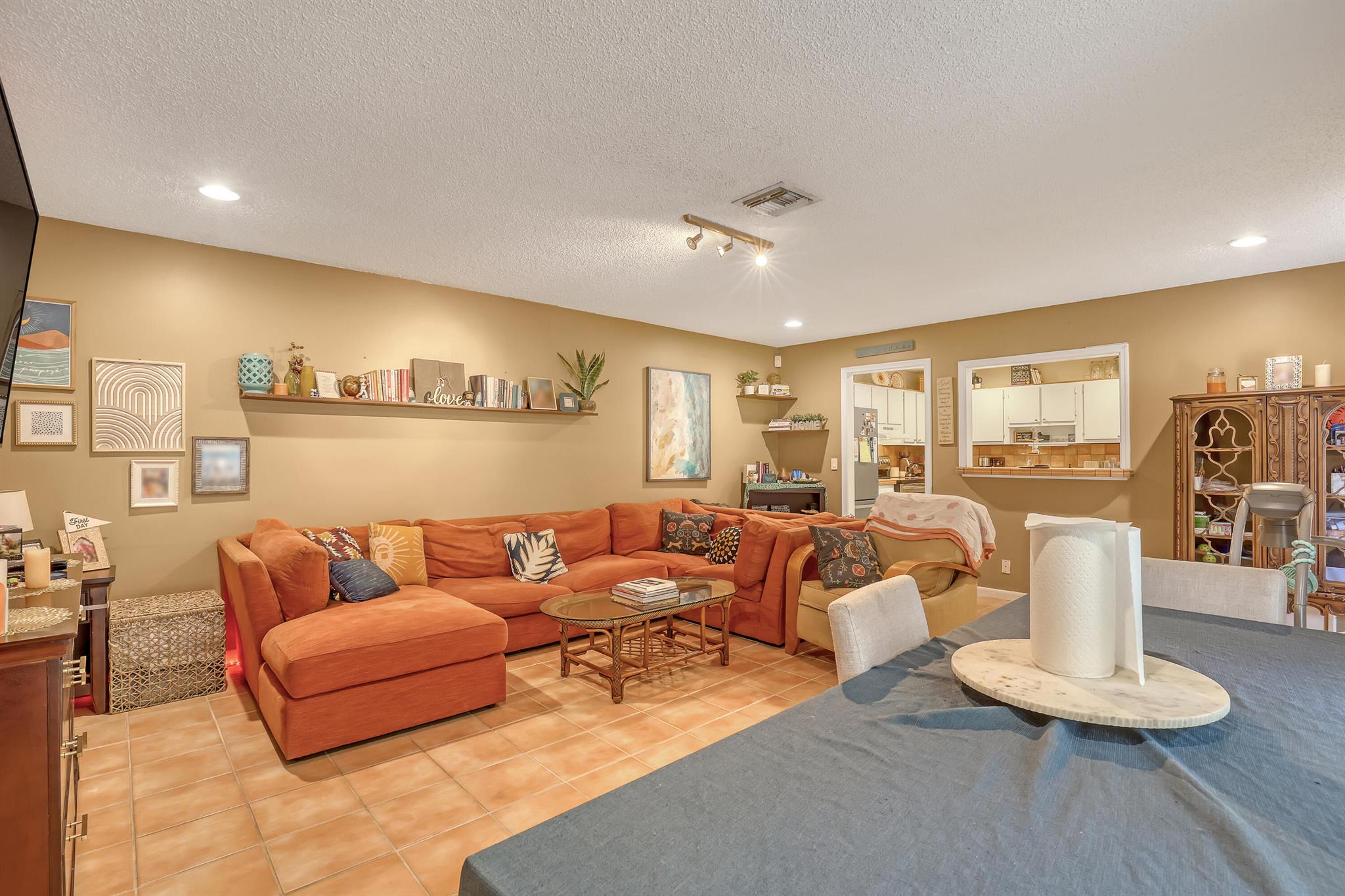 QUADRILLE - Residential