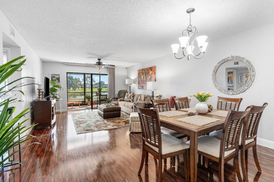 HUNTINGTON LAKES SEC FIVE CONDOS - Residential