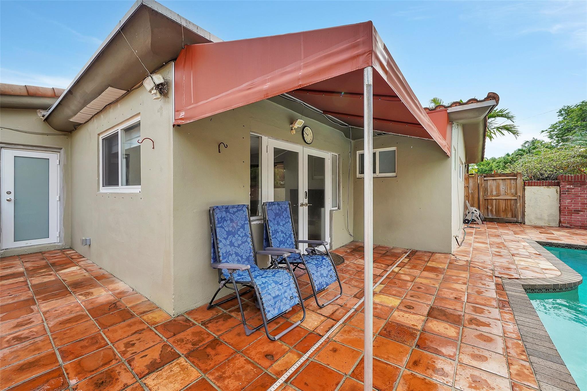 Hollywood Hills 6-22 B - Residential Lease