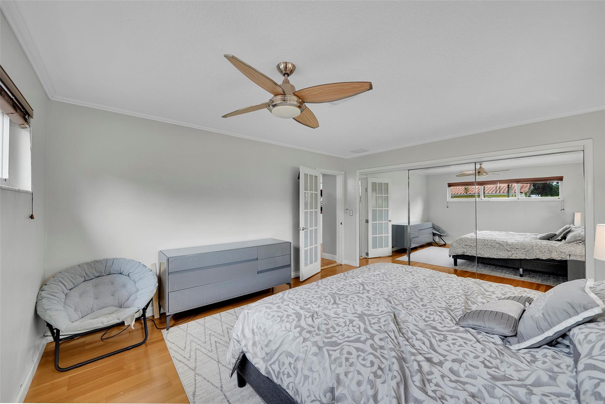 Hollywood Hills 6-22 B - Residential Lease