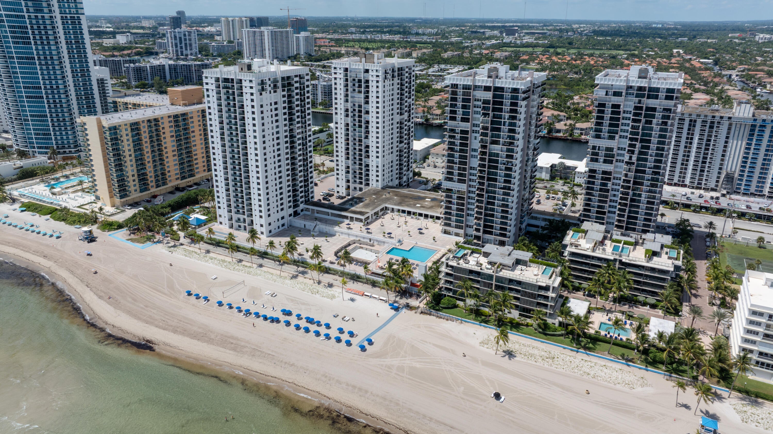 2401 S Ocean Drive 305