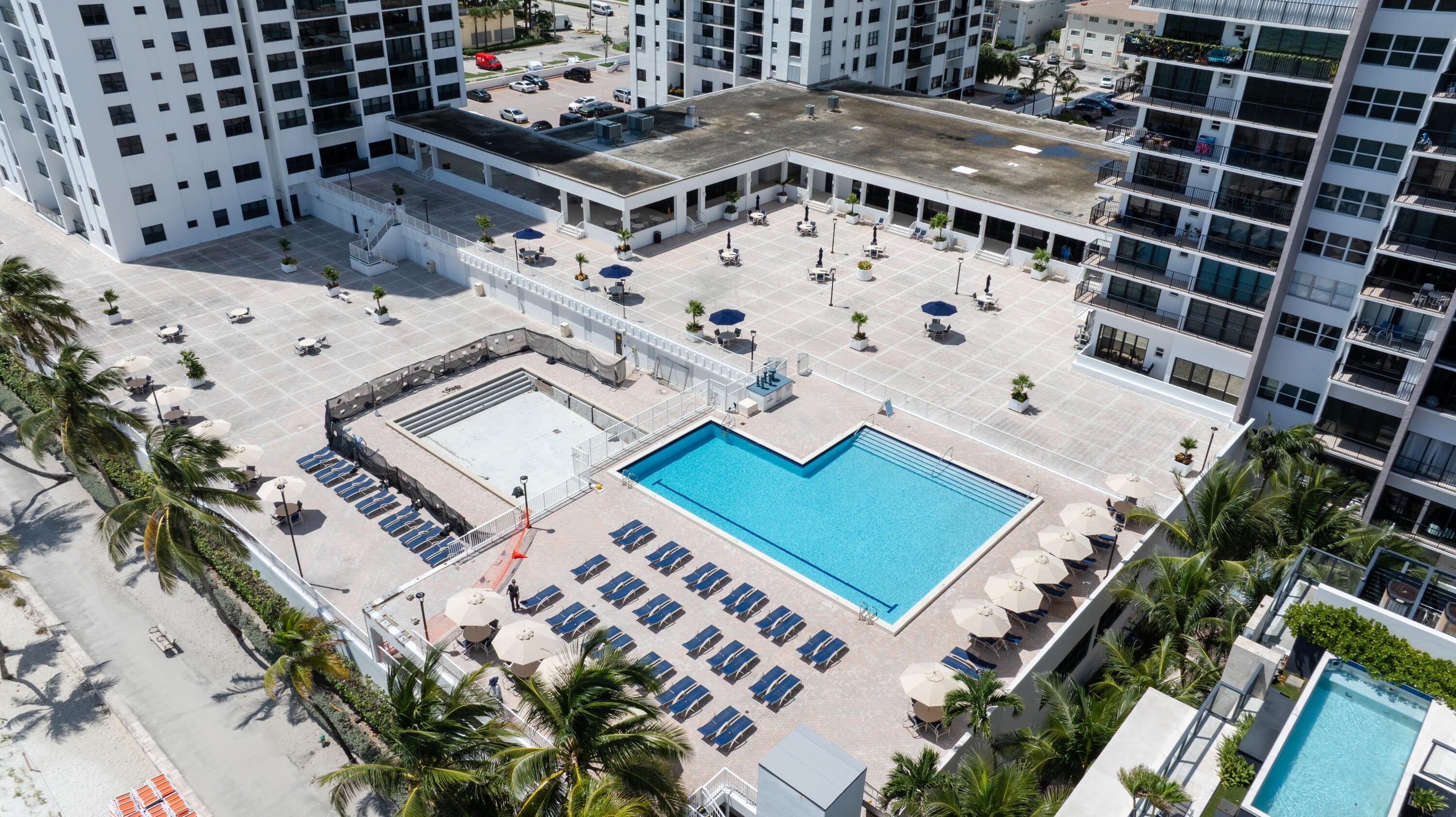 2401 S Ocean Drive 305