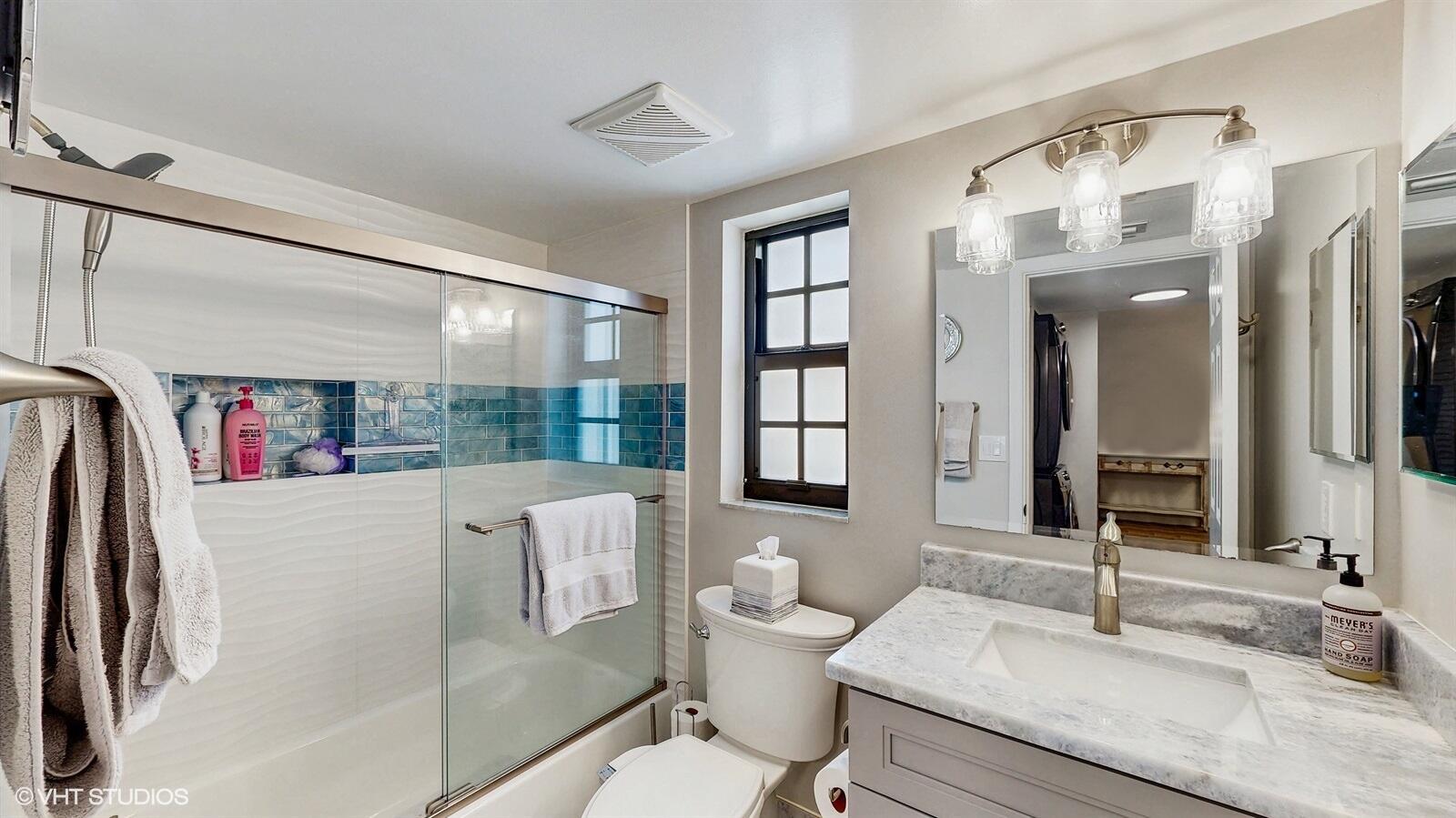 LAKE WINDWOOD CONDO - Residential