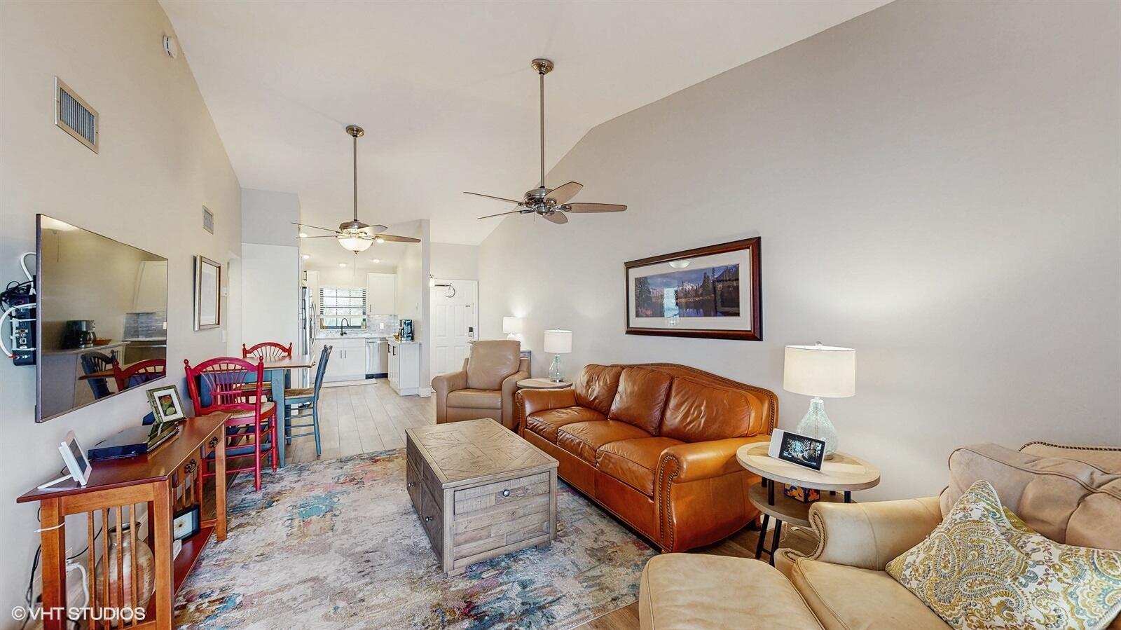 LAKE WINDWOOD CONDO - Residential