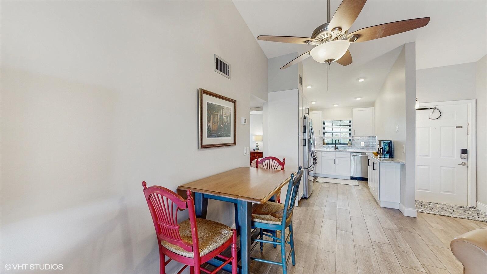 LAKE WINDWOOD CONDO - Residential