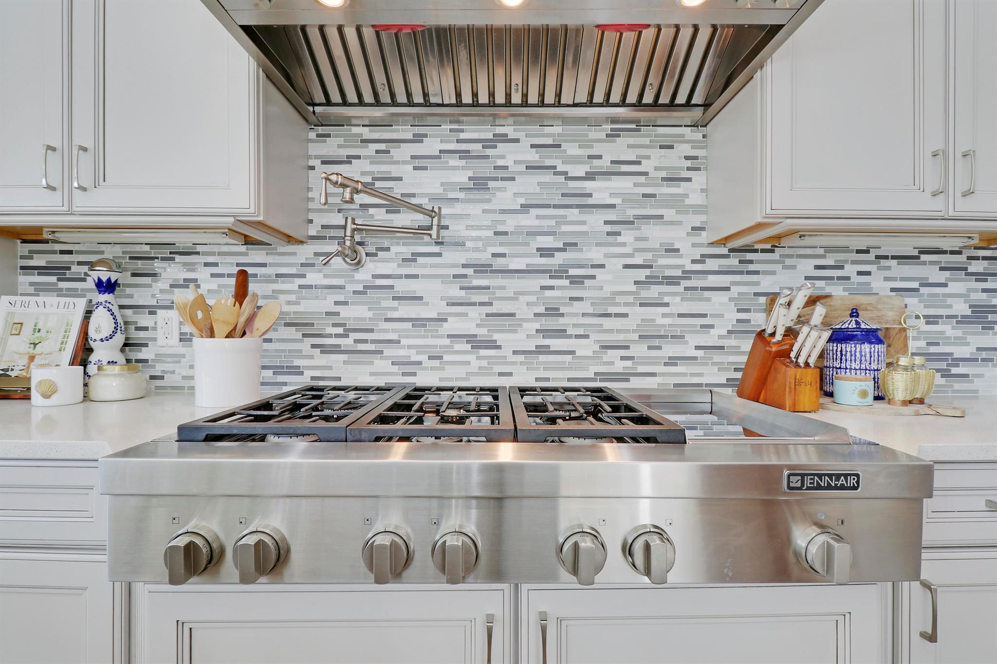 Sonoma Isles - Residential