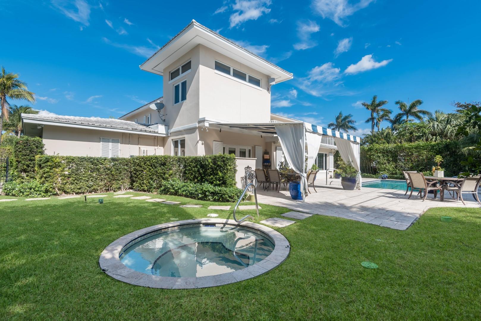 OCEAN PARK H W ROBBINS - Residential