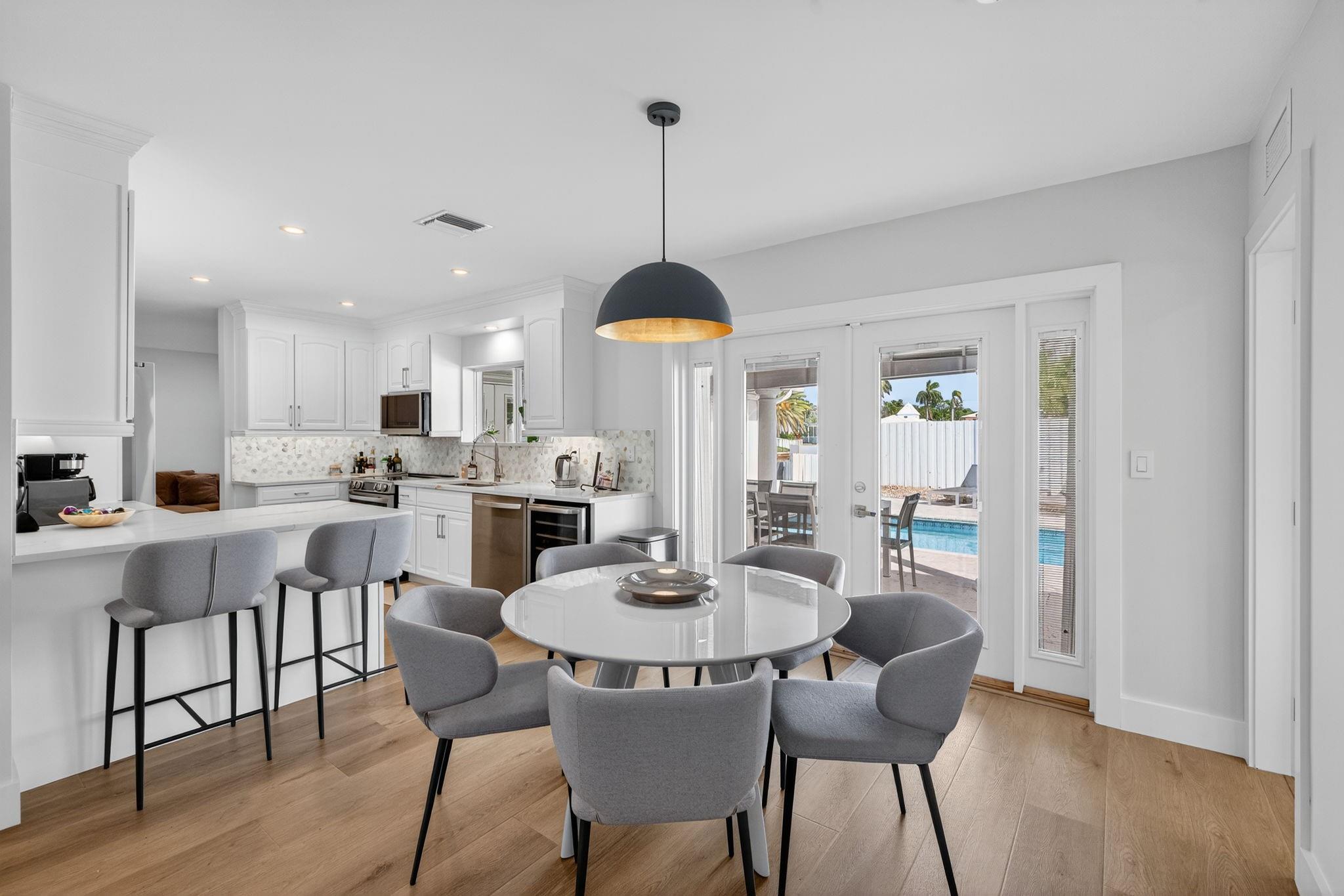 LAKE ESTATES ADD - Residential