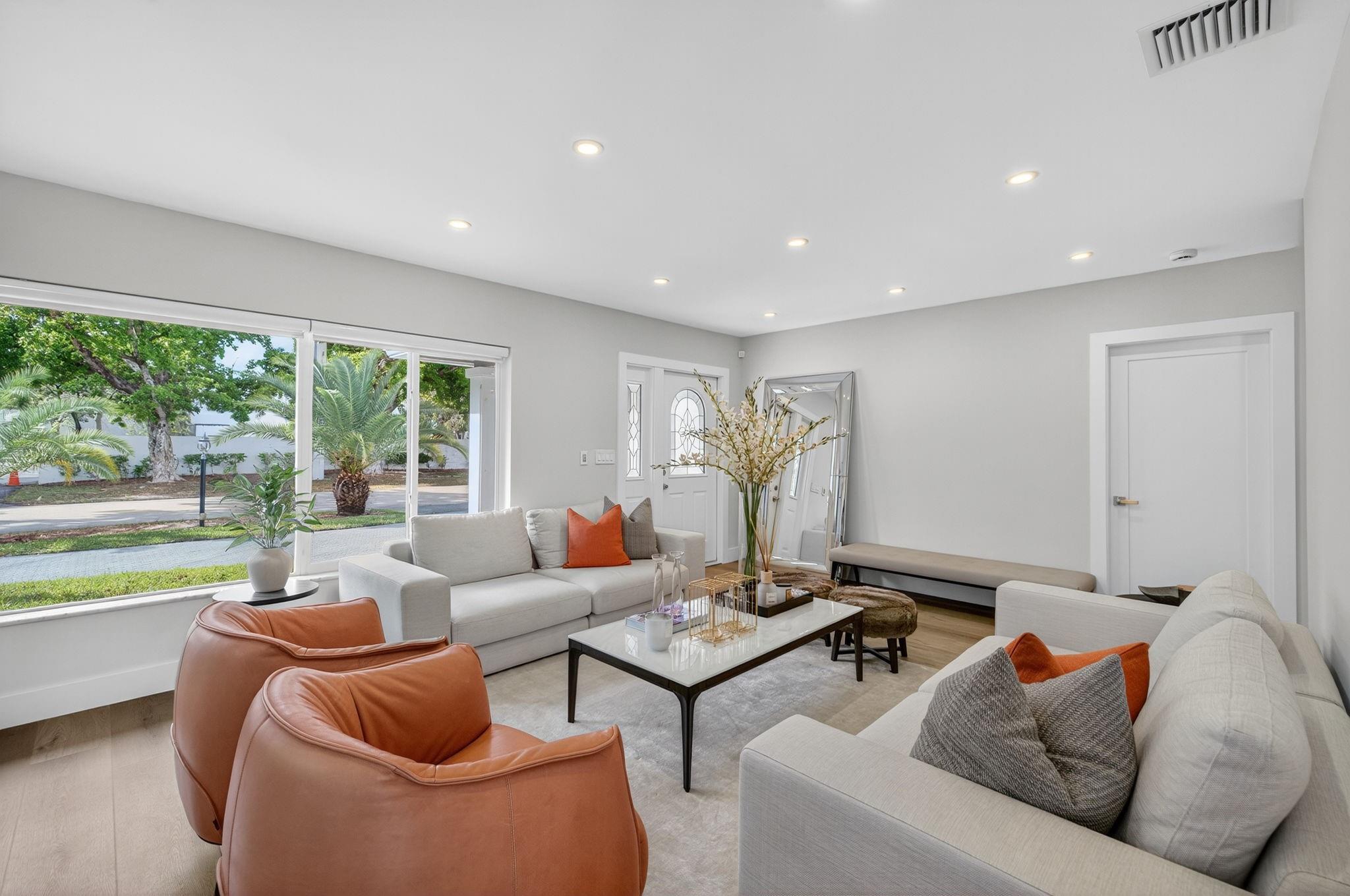 LAKE ESTATES ADD - Residential