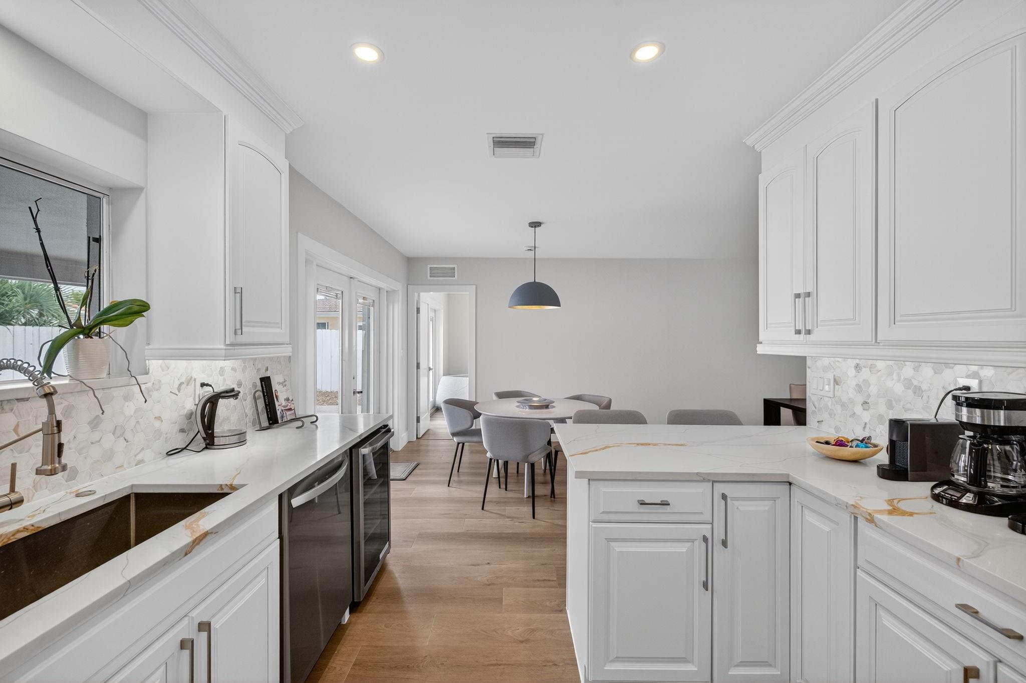 LAKE ESTATES ADD - Residential