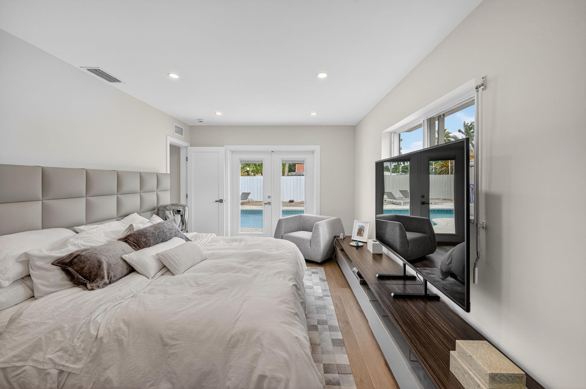 LAKE ESTATES ADD - Residential