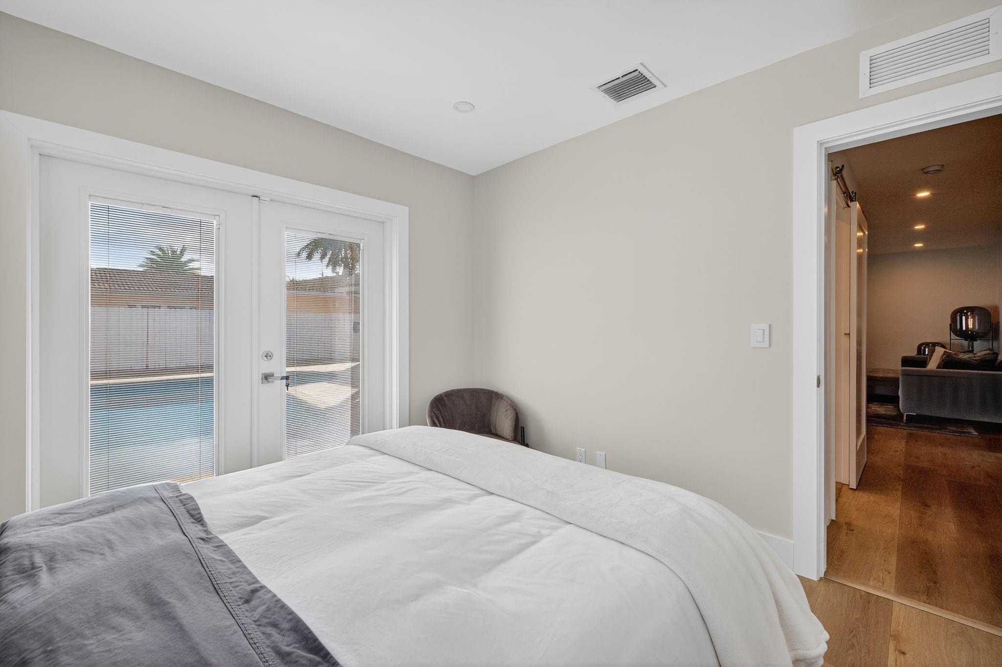 LAKE ESTATES ADD - Residential