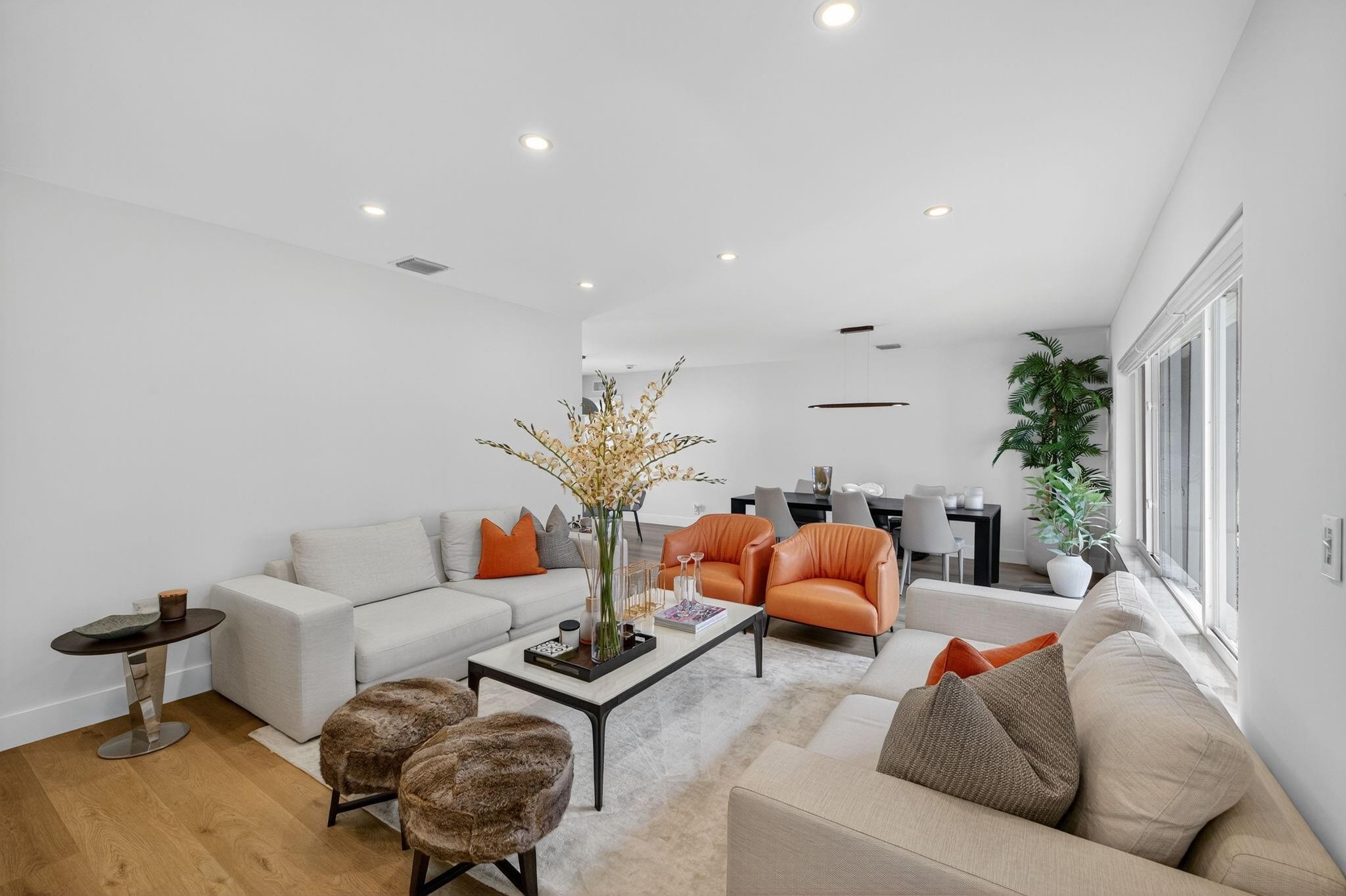 LAKE ESTATES ADD - Residential