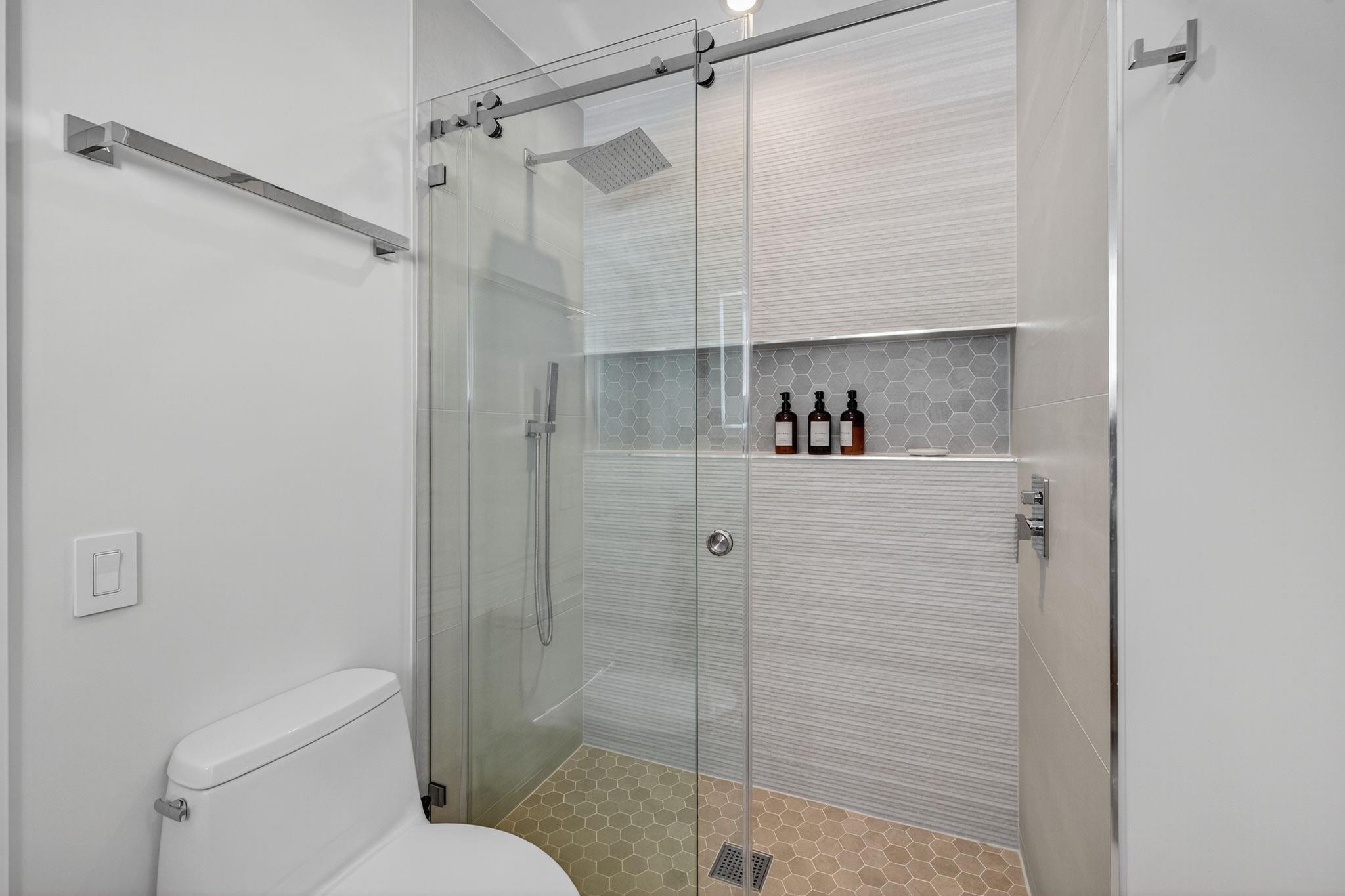 LAKE ESTATES ADD - Residential