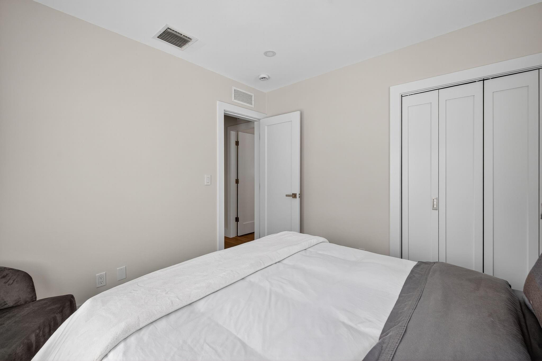 LAKE ESTATES ADD - Residential